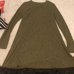 Long green knit top or very short dress